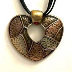Distressed Two Tone Heart Metal Necklace